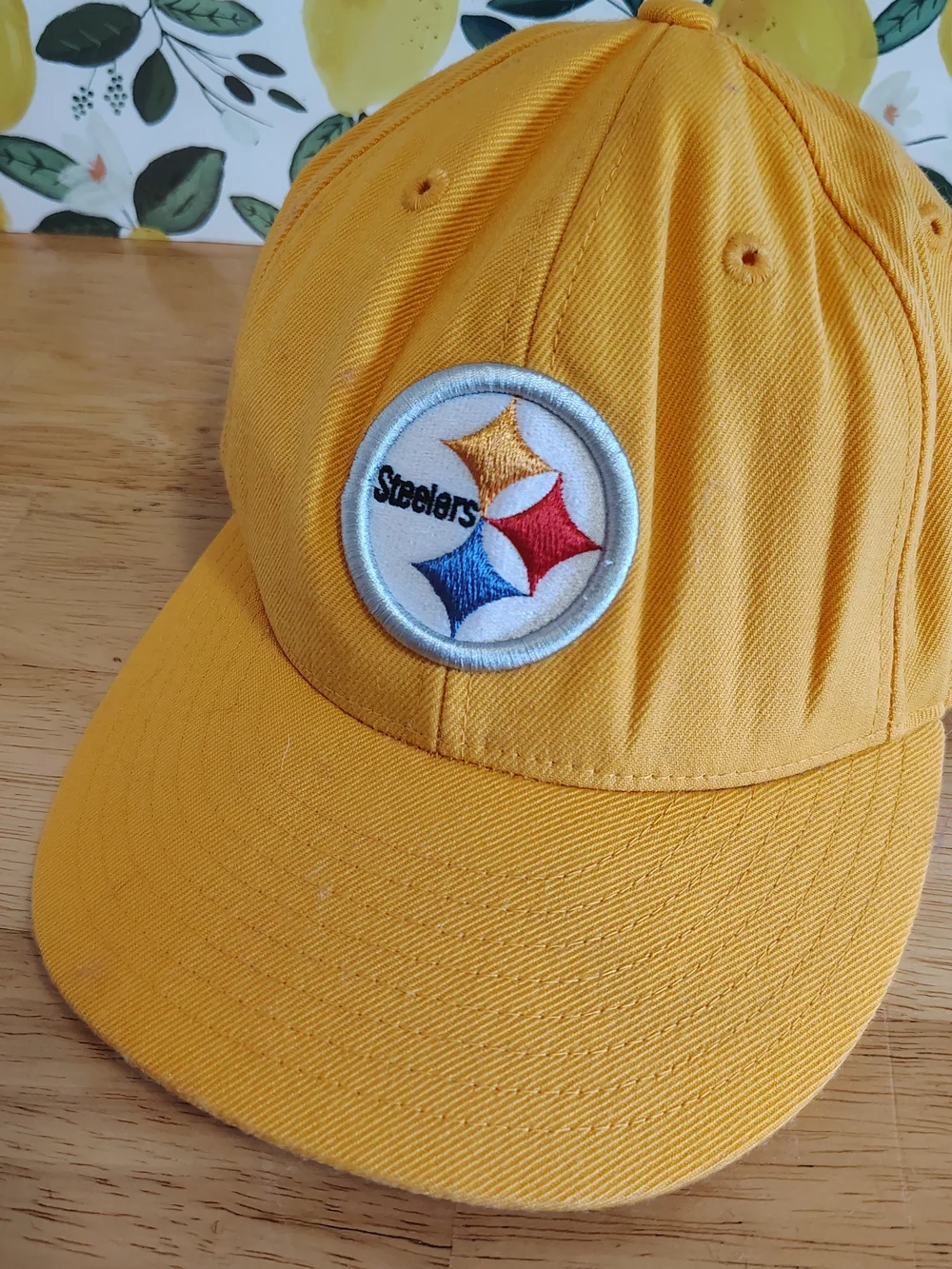 Reebok Pittsburgh Steelers NFL Football Yellow Cap Hat Officially Licensed 7 3/4